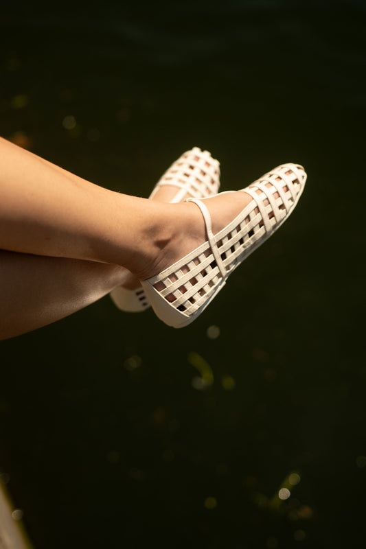 LOU LOU IVORY FLATS