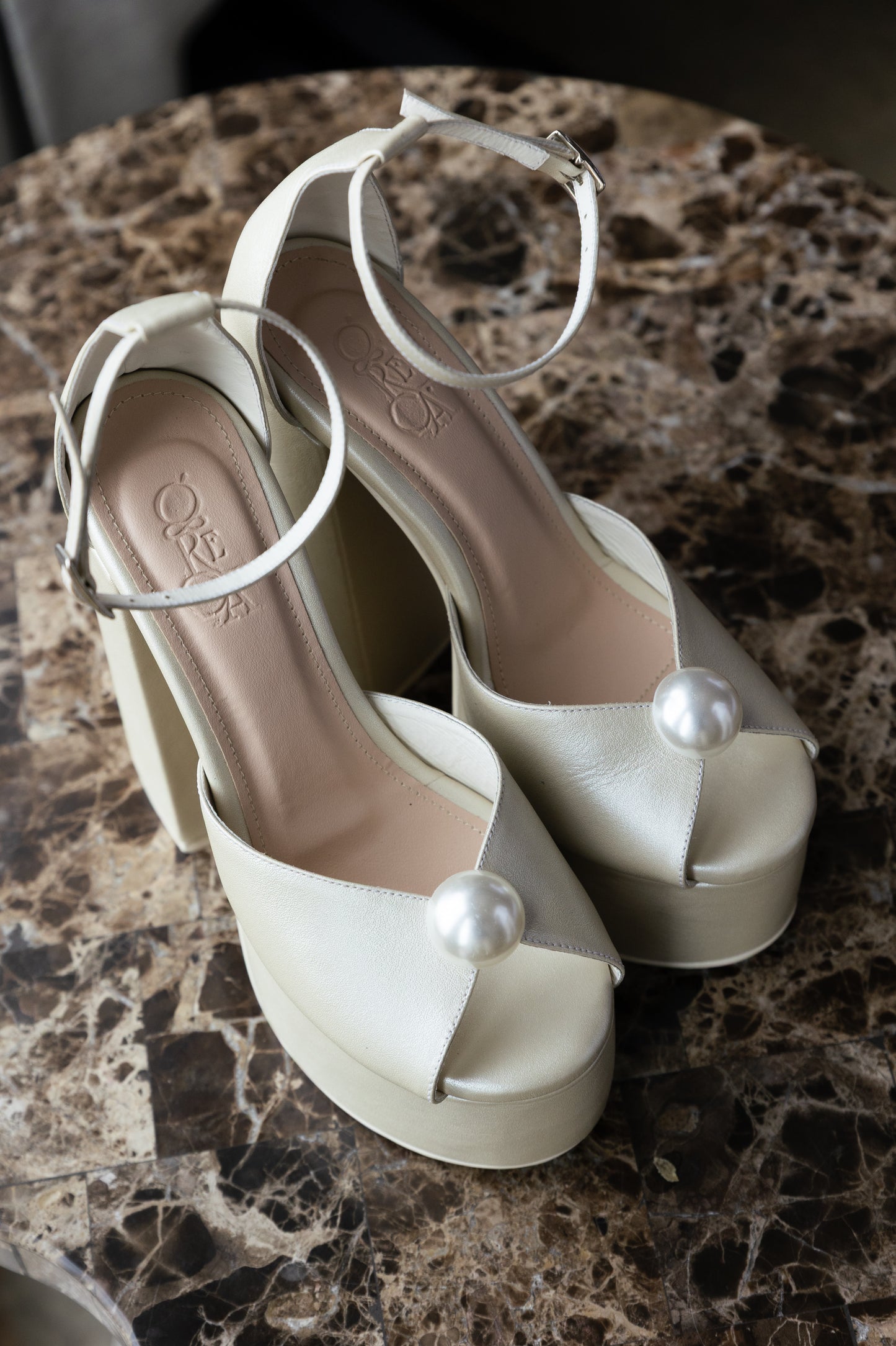 VIENNA HEELS